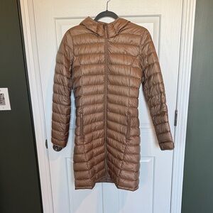 Aritzia Tna Botanie Packable Women's  Puffer Coat